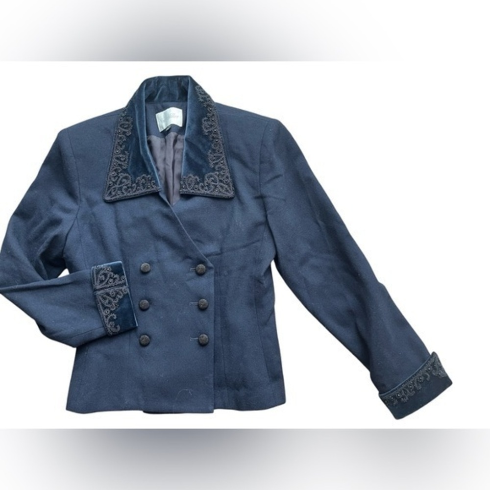 Nolan Miller navy blue Bead embroidered velvet collar, wool blazer size 6.